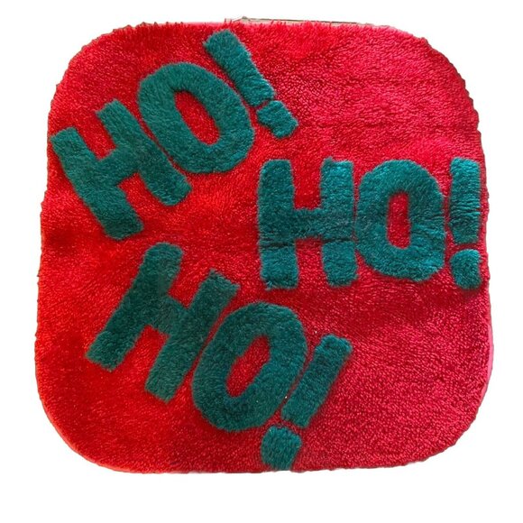 Christmas Area Rug 23”x24” Ho Ho Ho Indoor Pile Hooked Novelty Seasonal Plush - Picture 1 of 7